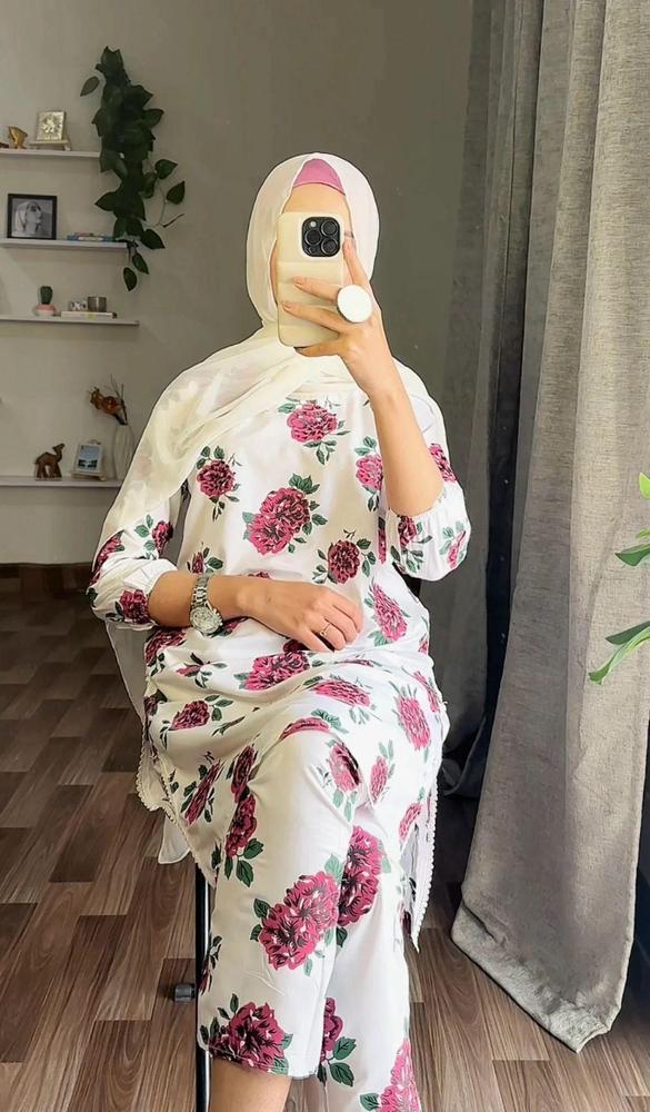 2 Pcs Women's Stitched Arabic Lawn Printed Suit